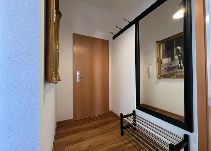 Balkon, Zentral, Modern, *